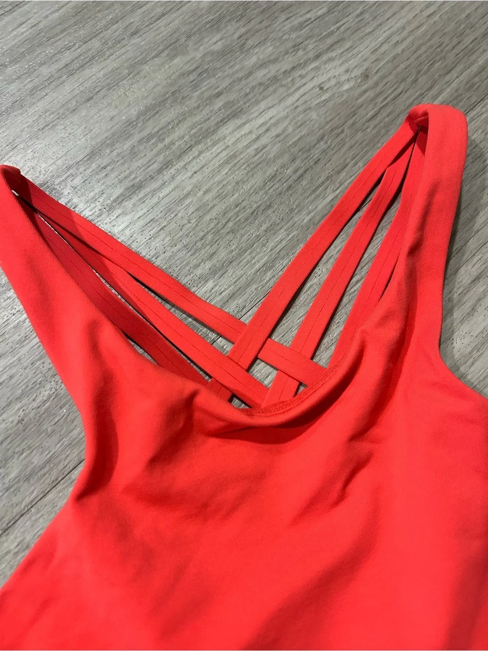 Lululemon women’s coral red free to be moved high neck sports bra size 6